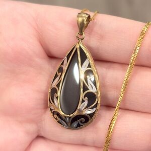Vintage 10K Filigree Onyx Pendant: Black Hills Style Diamond Cut Large Teardrop